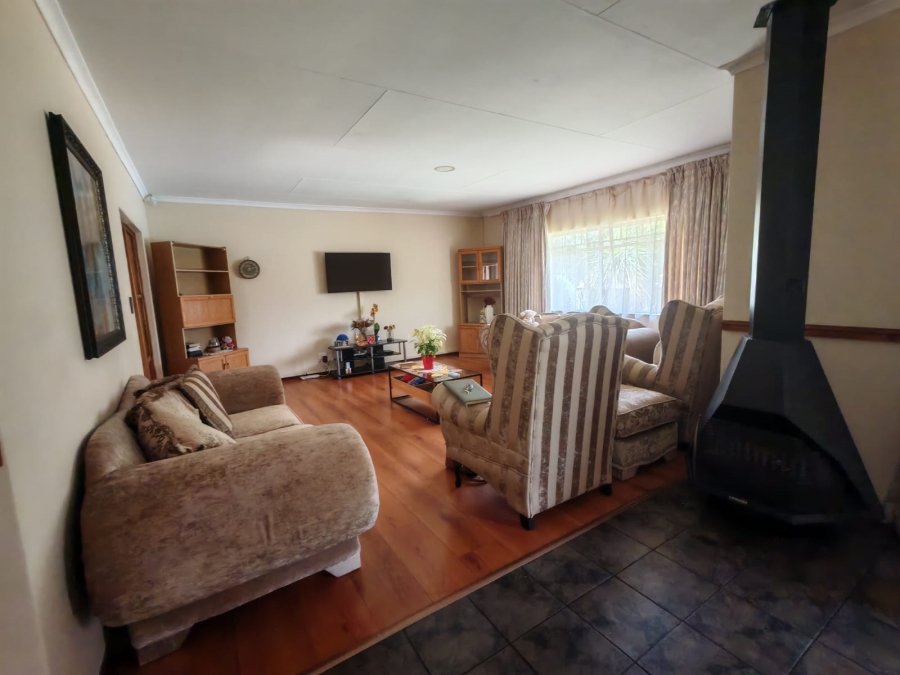 4 Bedroom Property for Sale in Vaalpark Free State